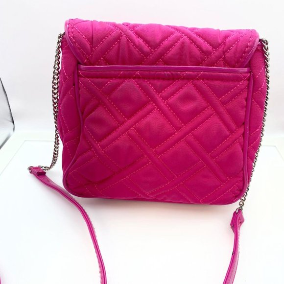 Vera Bradley Fuchsia Pink Quilted Choice of One Shoulder Chain Crossbody Purse - Picture 4 of 7